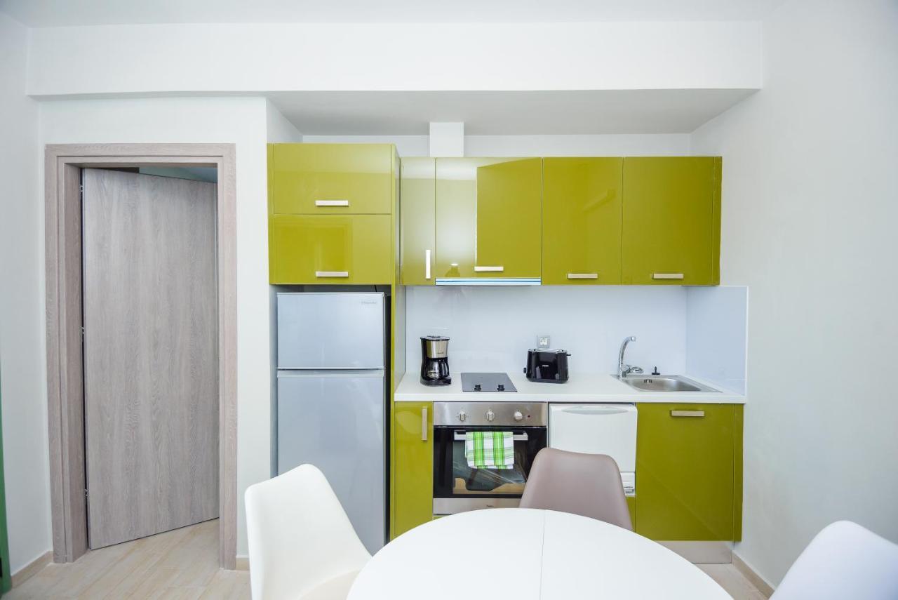 Tzogias Apartments Pan Lassi  Exteriör bild