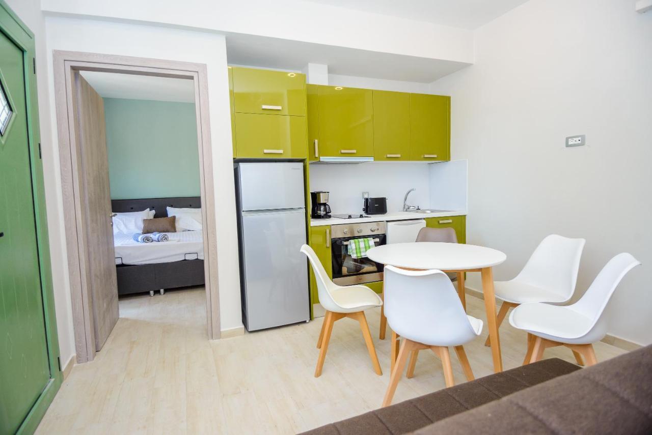 Tzogias Apartments Pan Lassi  Exteriör bild