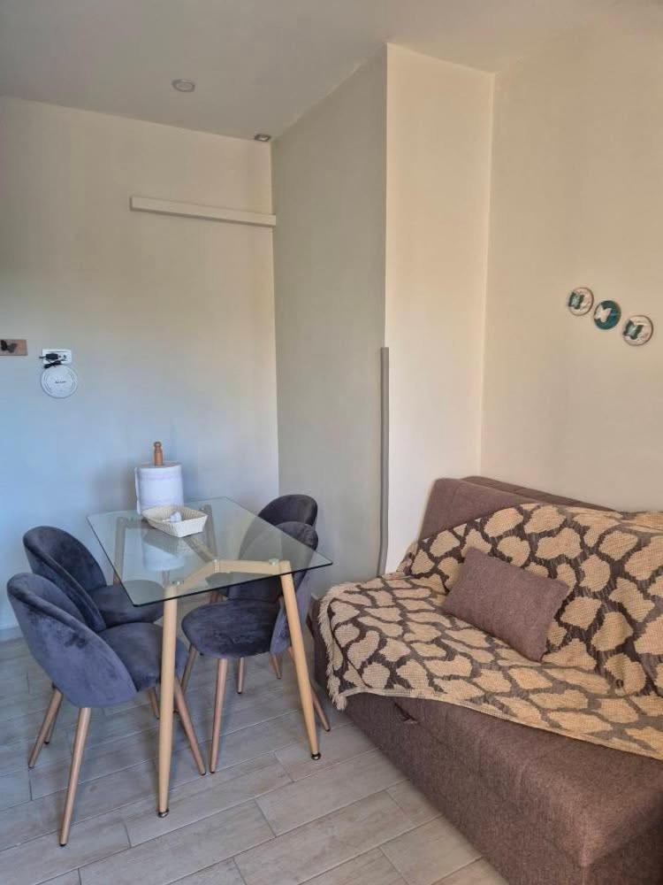Tzogias Apartments Pan Lassi  Exteriör bild